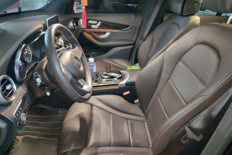 Used Mercedes-Benz GLC 2019 Facelift GLC 260 L 4MATIC Luxury Model Left Front Seat