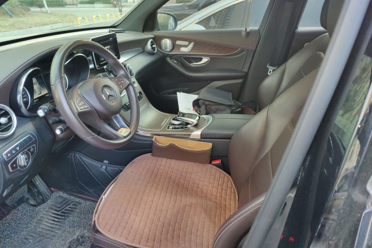 Used Mercedes-Benz GLC 2019 GLC 300 L 4MATIC Dynamic Model Left Front Seat