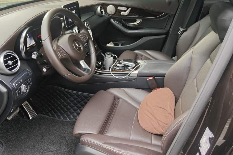 Used Mercedes-Benz GLC 2019 Facelift GLC 260 L 4MATIC Luxury Model Left Front Seat