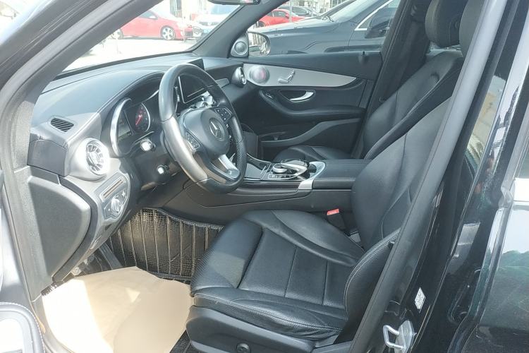 Used Mercedes-Benz GLC 2019 GLC 200 4MATIC Left Front Seat