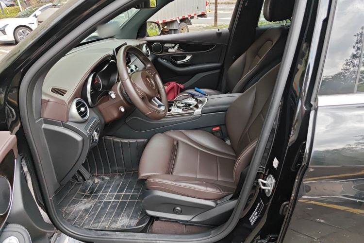 Used Mercedes-Benz GLC 2019 GLC 260 L 4MATIC Dynamic Model Left Front Seat