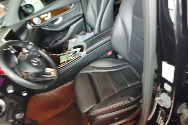 Used Mercedes-Benz GLC 2019 GLC 260 L 4MATIC Dynamic Model Left Front Seat