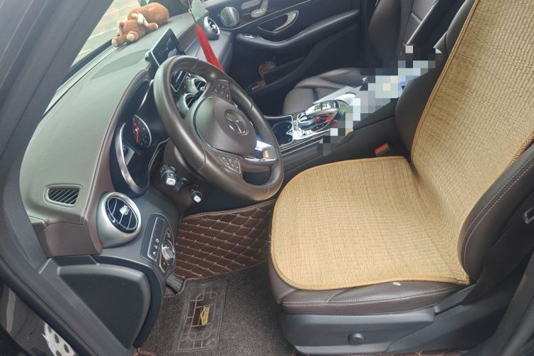 Used Mercedes-Benz GLC 2019 Facelift GLC 260 L 4MATIC Luxury Model Left Front Seat