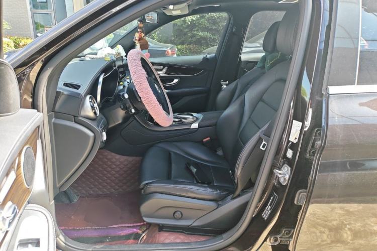 Used Mercedes-Benz GLC 2019 Facelift GLC 260 L 4MATIC Luxury Model Left Front Seat