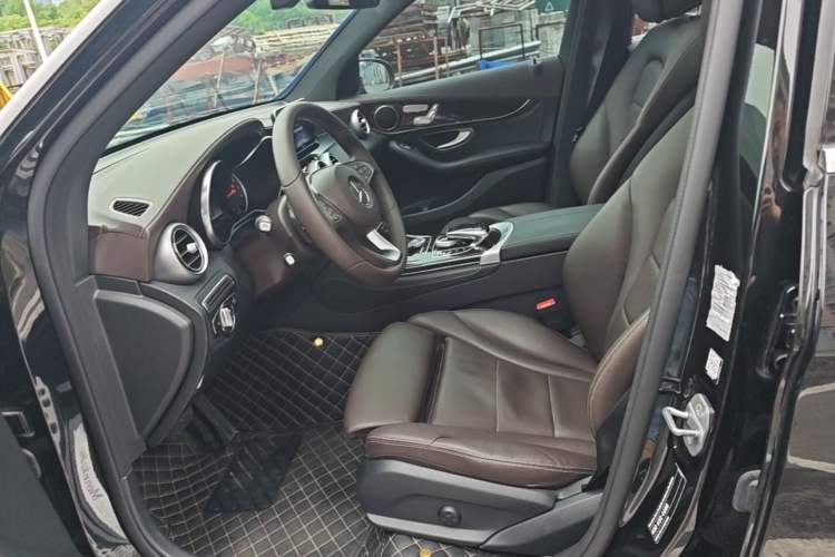 Used Mercedes-Benz GLC 2019 GLC 260 L 4MATIC Dynamic Model Left Front Seat