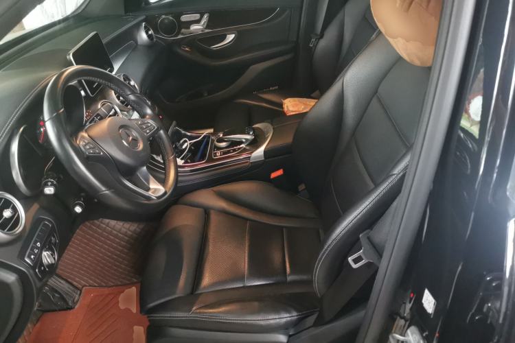 Used Mercedes-Benz GLC 2019 Facelift GLC 260 L 4MATIC Luxury Model Left Front Seat