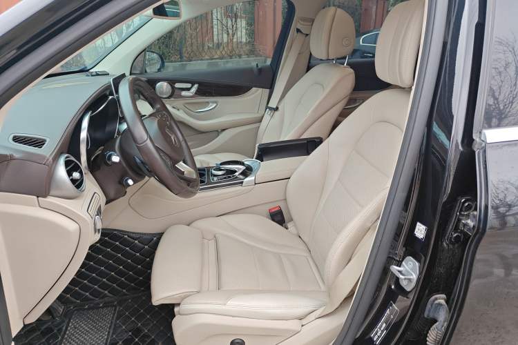 Used Mercedes-Benz GLC 2019 GLC 260 L 4MATIC Dynamic Model Left Front Seat