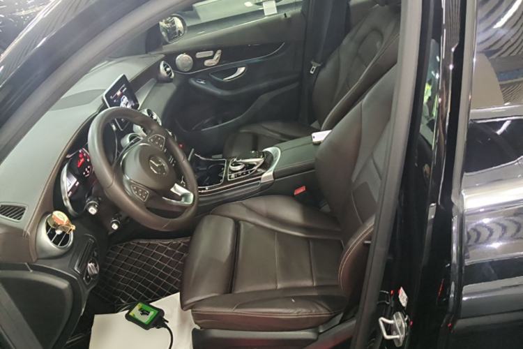 Used Mercedes-Benz GLC 2019 GLC 260 L 4MATIC Dynamic Model Left Front Seat