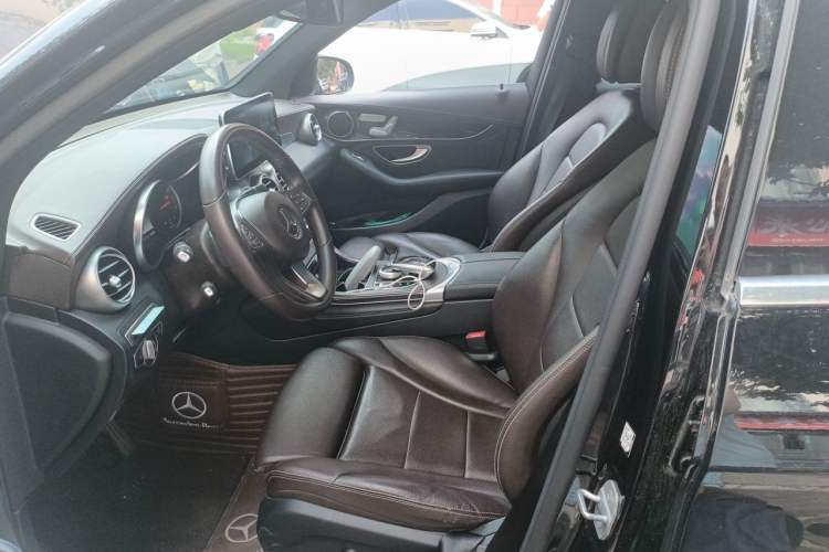 Used Mercedes-Benz GLC 2019 GLC 260 L 4MATIC Dynamic Model Left Front Seat