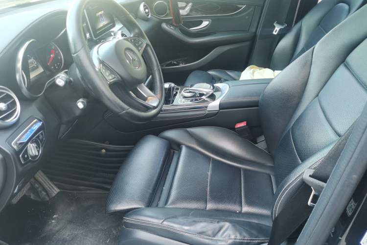 Used Mercedes-Benz GLC 2019 GLC 260 L 4MATIC Dynamic Model Left Front Seat