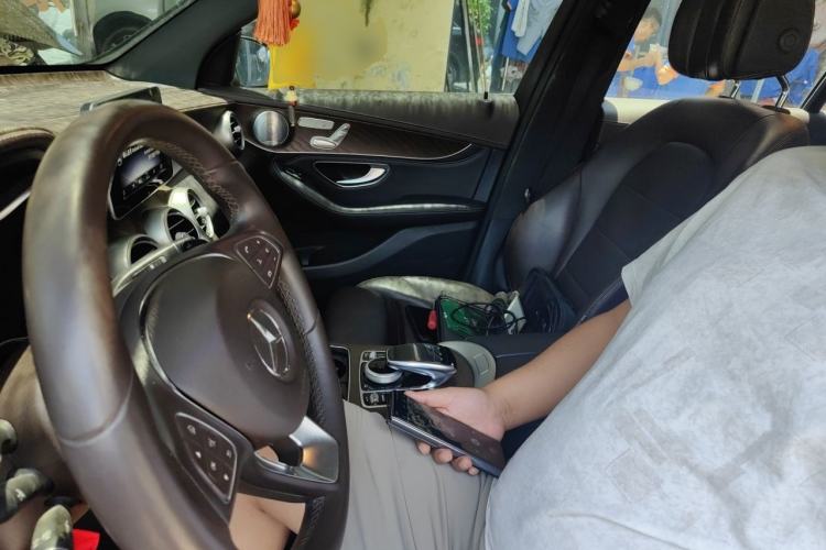 Used Mercedes-Benz GLC 2019 GLC 300 L 4MATIC Dynamic Model Left Front Seat