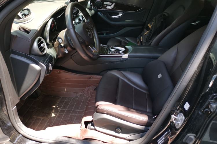Used Mercedes-Benz GLC 2019 Facelift GLC 260 L 4MATIC Luxury Model Left Front Seat