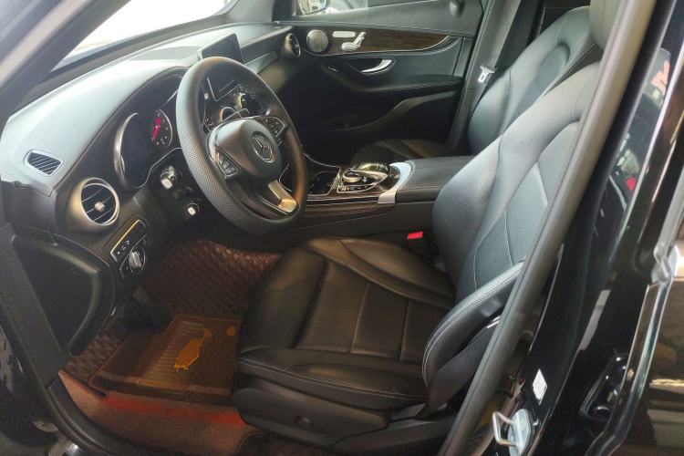 Used Mercedes-Benz GLC 2019 Facelift GLC 260 L 4MATIC Luxury Model Left Front Seat