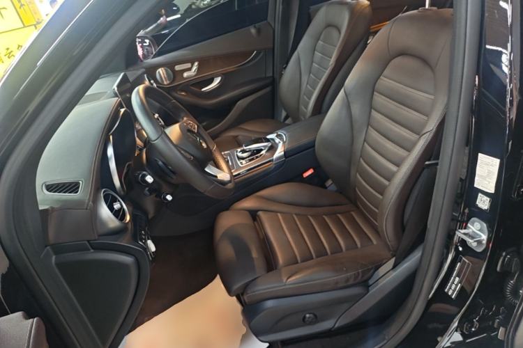 Used Mercedes-Benz GLC 2019 Refreshed GLC 300 L 4MATIC Dynamic Edition Left Front Seat