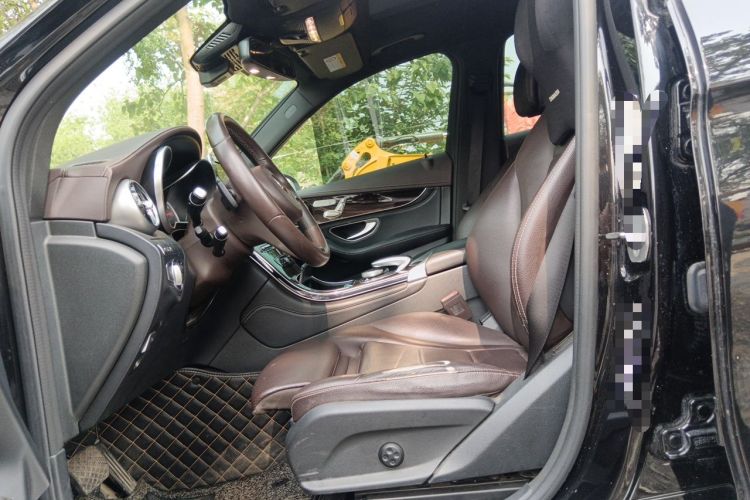 Used Mercedes-Benz GLC 2019 Facelift GLC 260 L 4MATIC Luxury Model Left Front Seat