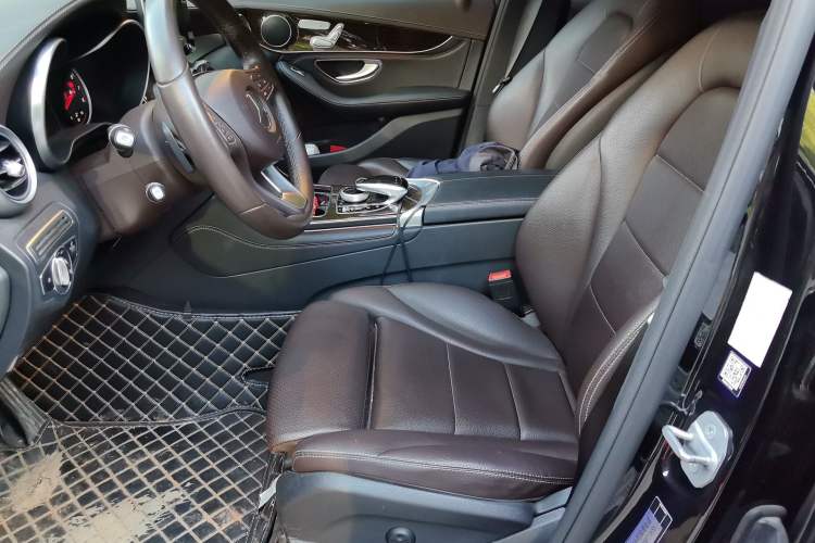 Used Mercedes-Benz GLC 2019 GLC 260 L 4MATIC Dynamic Model Left Front Seat