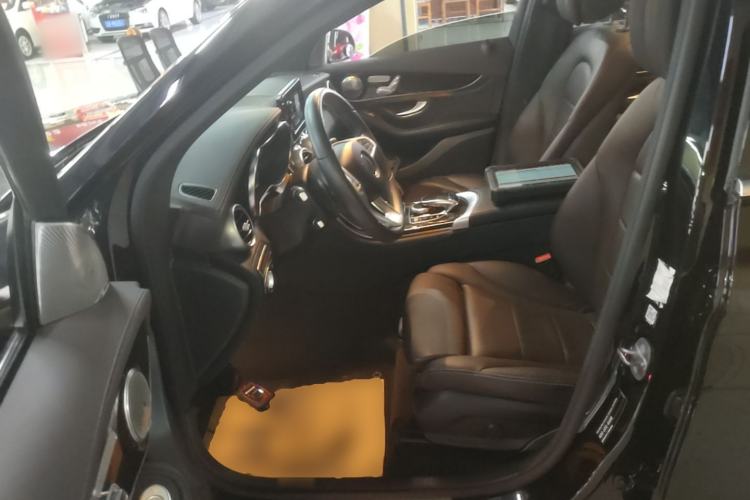 Used Mercedes-Benz GLC 2019 GLC 260 L 4MATIC Dynamic Model Left Front Seat
