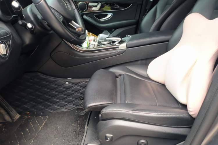 Used Mercedes-Benz GLC 2019 Facelift GLC 260 L 4MATIC Luxury Model Left Front Seat