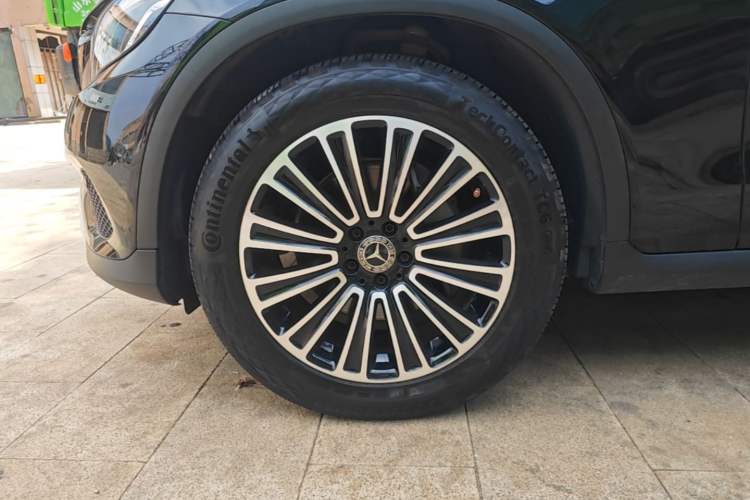Used Mercedes-Benz GLC 2019 GLC 200 L 4MATIC Left Front Wheel Hub
