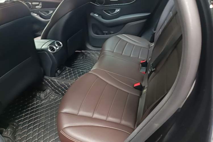 Used Mercedes-Benz GLC 2019 GLC 260 L 4MATIC Dynamic Model Left Rear Seat