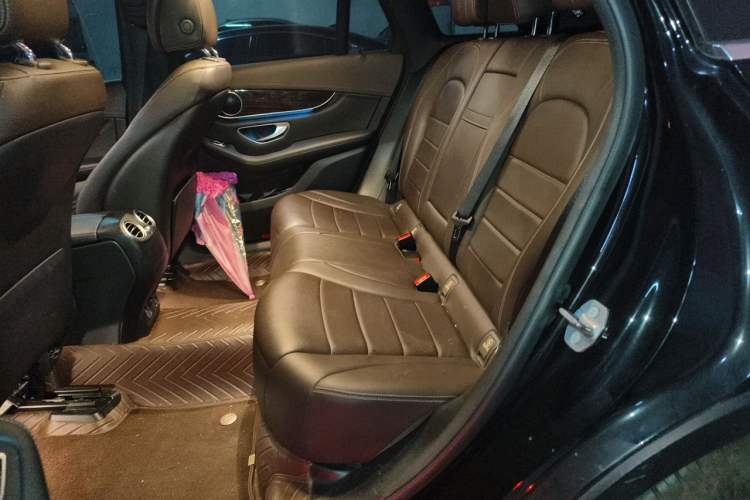 Used Mercedes-Benz GLC 2019 GLC 260 L 4MATIC Dynamic Model Left Rear Seat