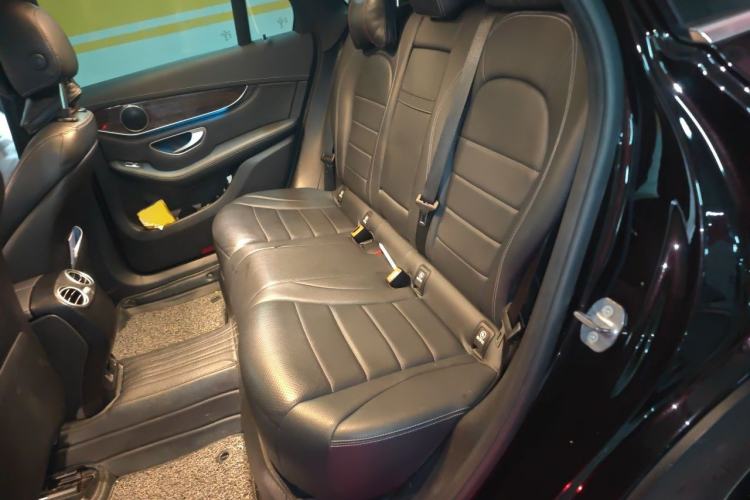 Used Mercedes-Benz GLC 2019 GLC 260 L 4MATIC Luxury Model Left Rear Seat