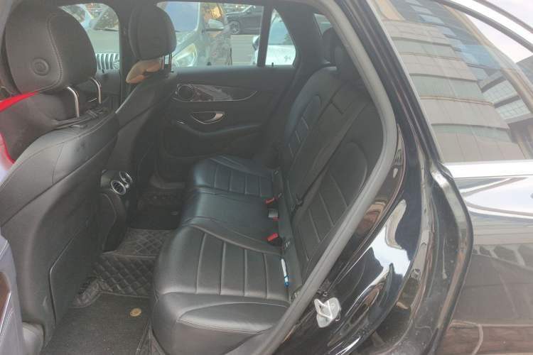 Used Mercedes-Benz GLC 2019 GLC 260 L 4MATIC Luxury Model Left Rear Seat