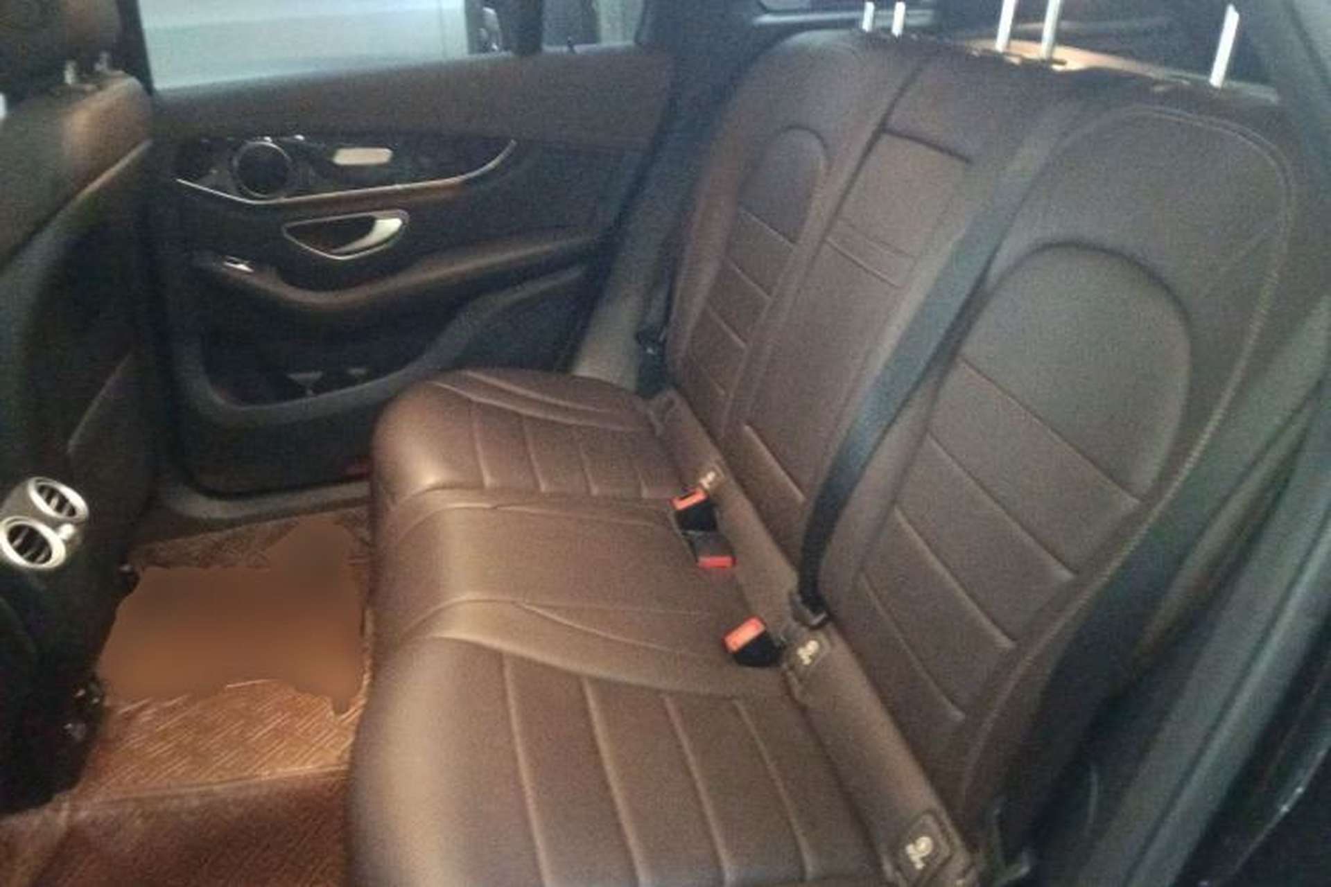 Used Mercedes-Benz GLC 2019 GLC 260 L 4MATIC Dynamic Model Left Rear Seat