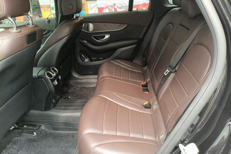 Used Mercedes-Benz GLC 2019 GLC 300 L 4MATIC Dynamic Model Left Rear Seat