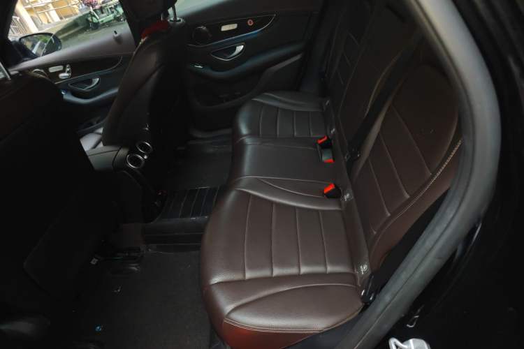 Used Mercedes-Benz GLC 2019 Facelift GLC 260 L 4MATIC Luxury Model Left Rear Seat