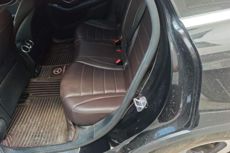 Used Mercedes-Benz GLC 2019 GLC 260 L 4MATIC Dynamic Model Left Rear Seat