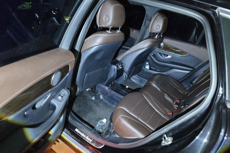 Used Mercedes-Benz GLC 2019 GLC 260 L 4MATIC Dynamic Model Left Rear Seat