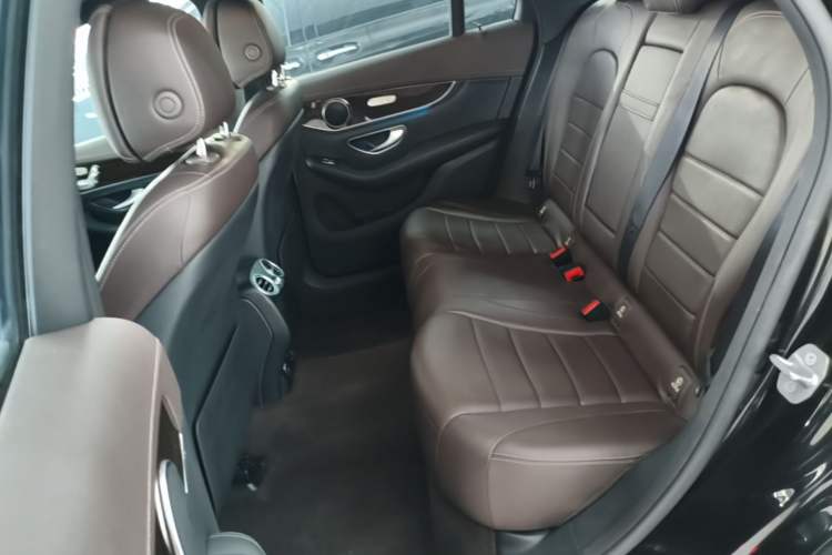 Used Mercedes-Benz GLC 2019 GLC 260 L 4MATIC Dynamic Model Left Rear Seat