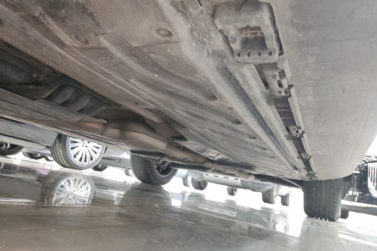 Used Mercedes-Benz GLC 2019 GLC 260 L 4MATIC Dynamic Model Left Side Sill