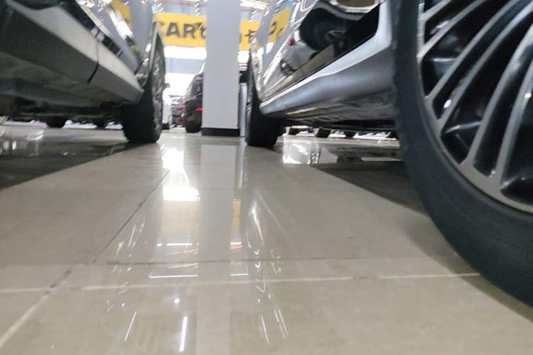 Used Mercedes-Benz GLC 2019 GLC 200 L 4MATIC Left Side Sill