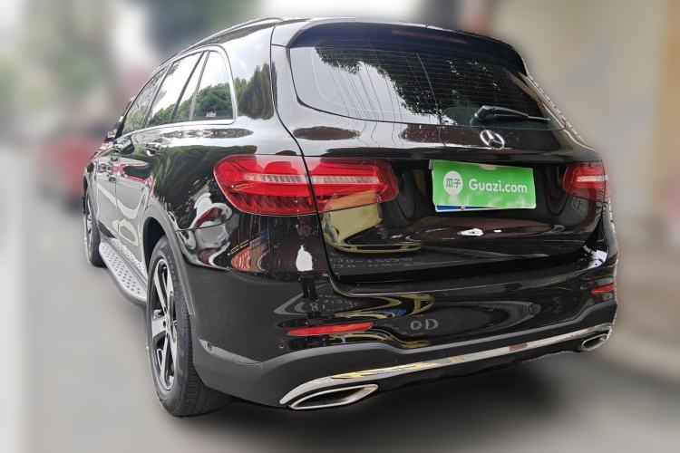 Used Mercedes-Benz GLC 2019 Facelift GLC 260 L 4MATIC Luxury Model Rear Left 45 Deg