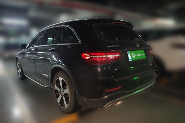 Used Mercedes-Benz GLC 2019 Facelift GLC 260 L 4MATIC Luxury Model Rear Left 45 Deg