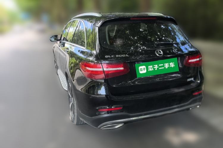 Used Mercedes-Benz GLC 2019 Facelift GLC 260 L 4MATIC Luxury Model Rear Left 45 Deg