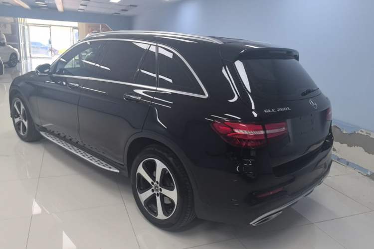 Used Mercedes-Benz GLC 2019 Facelift GLC 260 L 4MATIC Luxury Model Rear Left 45 Deg