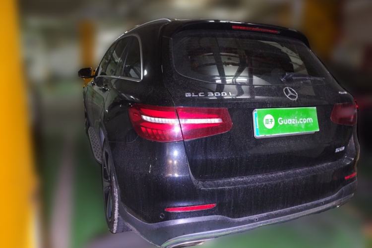 Used Mercedes-Benz GLC 2019 GLC 300 L 4MATIC Dynamic Model Rear Left 45 Deg