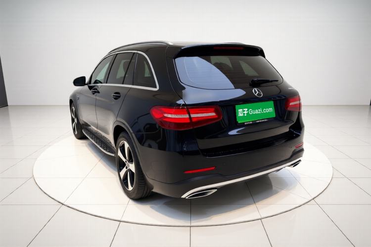 Used Mercedes-Benz GLC 2019 GLC 260 4MATIC Luxury Model Rear Left 45 Deg