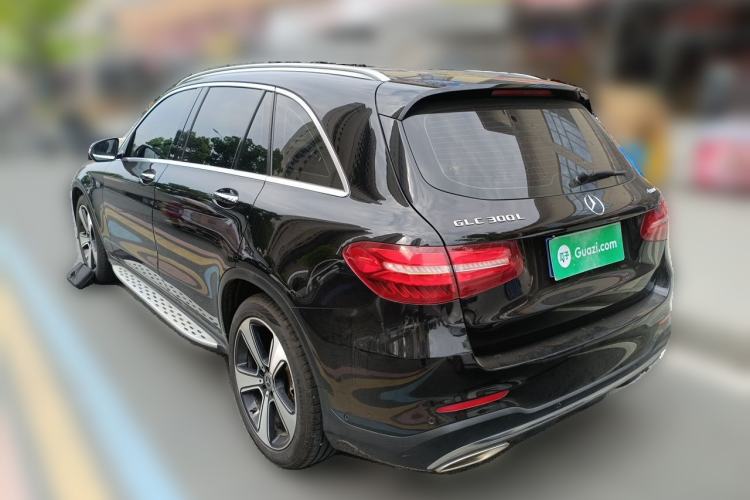 Used Mercedes-Benz GLC 2019 GLC 300 L 4MATIC Dynamic Model Rear Left 45 Deg