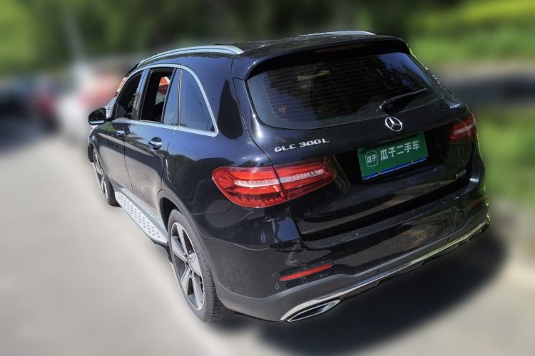 Used Mercedes-Benz GLC 2019 GLC 300 L 4MATIC Dynamic Model Rear Left 45 Deg