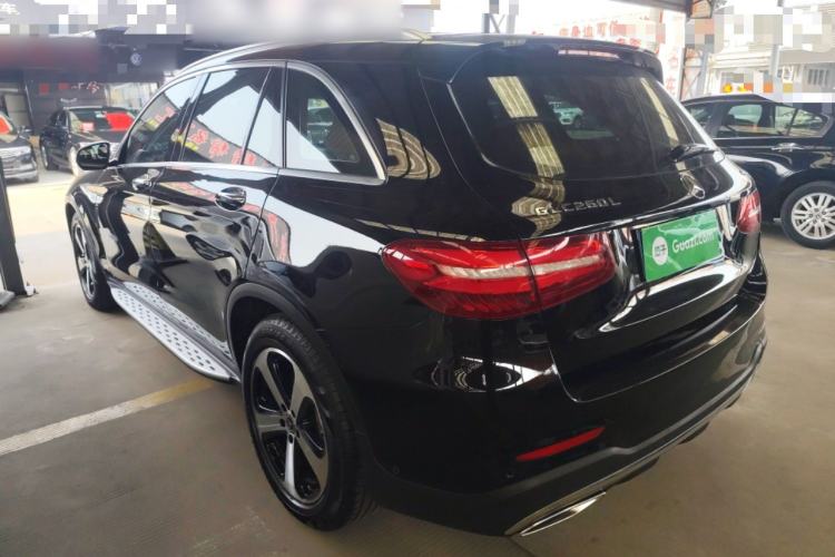 Used Mercedes-Benz GLC 2019 Facelift GLC 260 L 4MATIC Luxury Model Rear Left 45 Deg
