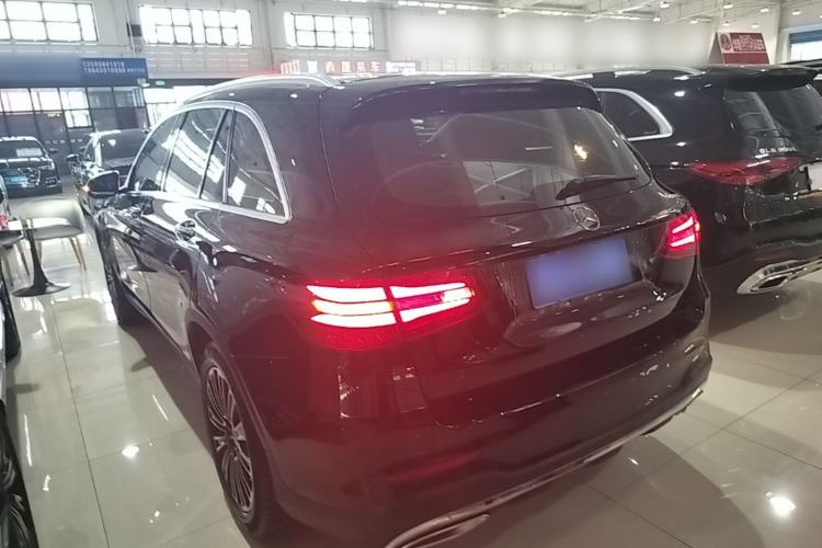 Used Mercedes-Benz GLC 2019 GLC 260 L 4MATIC Dynamic Model Rear Left 45 Deg