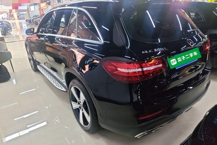 Used Mercedes-Benz GLC 2019 Refreshed GLC 300 L 4MATIC Dynamic Edition Rear Left 45 Deg