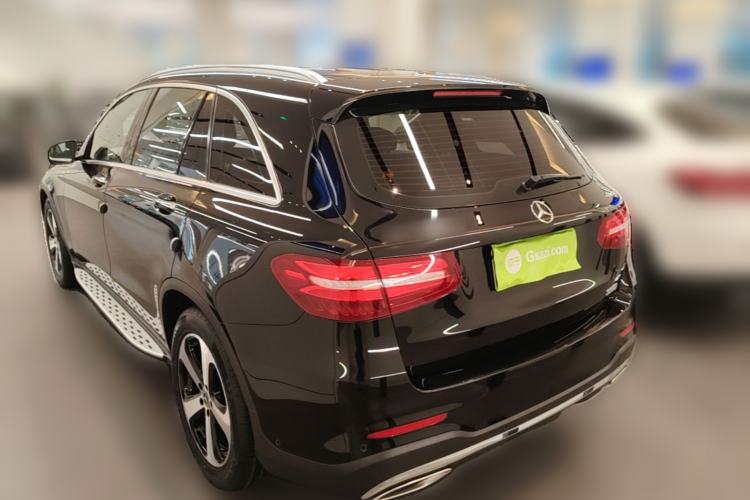 Used Mercedes-Benz GLC 2019 Facelift GLC 260 L 4MATIC Luxury Model Rear Left 45 Deg