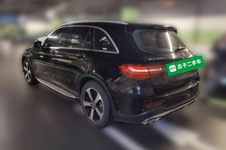 Used Mercedes-Benz GLC 2019 Facelift GLC 260 L 4MATIC Luxury Model Rear Left 45 Deg