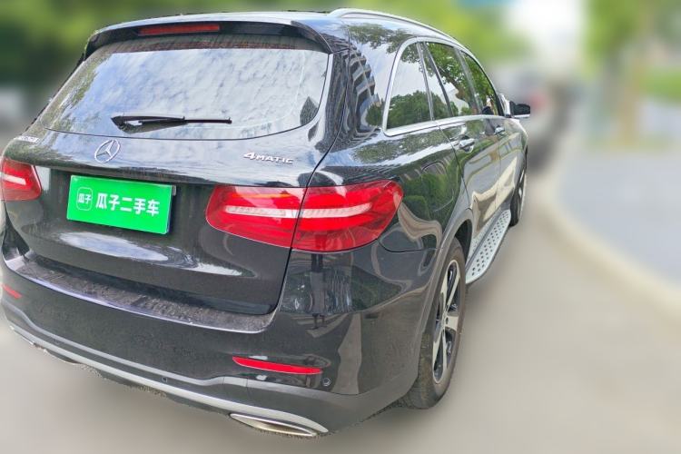 Used Mercedes-Benz GLC 2019 GLC 260 L 4MATIC Luxury Model Rear Right 45 Deg