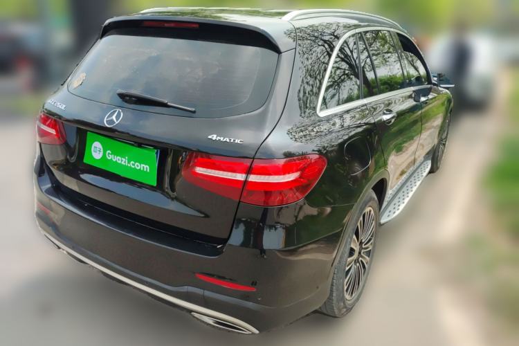 Used Mercedes-Benz GLC 2019 GLC 260 L 4MATIC Dynamic Model Rear Right 45 Deg